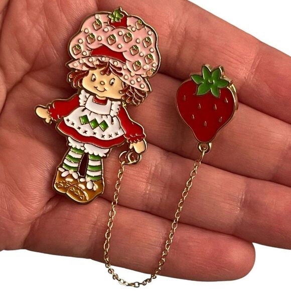 Officially Licensed Strawberry Shortcake Gold Chain Double Enamel Pins - Picture 4 of 11